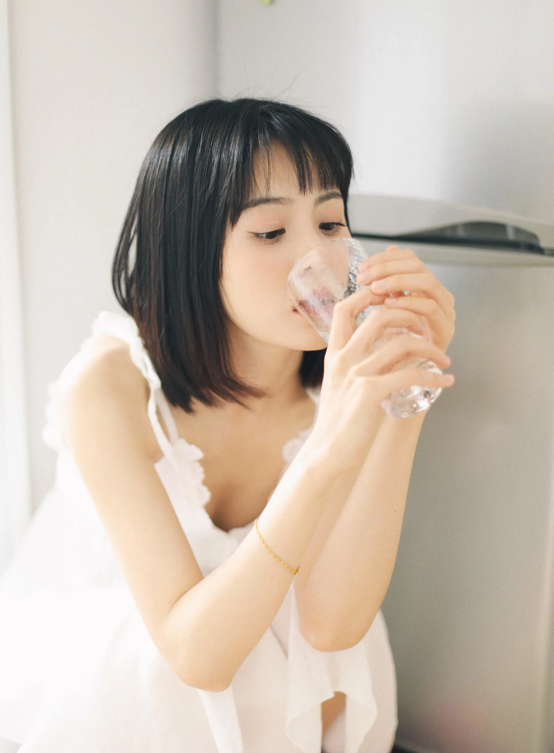 [YITUYU艺图语]2021.04.26 清风白信 裸心心 [36P]插图4
